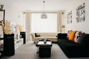 Two bedroom apartment at riverside drive